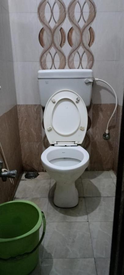 Goroomgo Jagannath Lodge Puri Near Jagannath Temple & Grand Road - Travelers Recommended מראה חיצוני תמונה