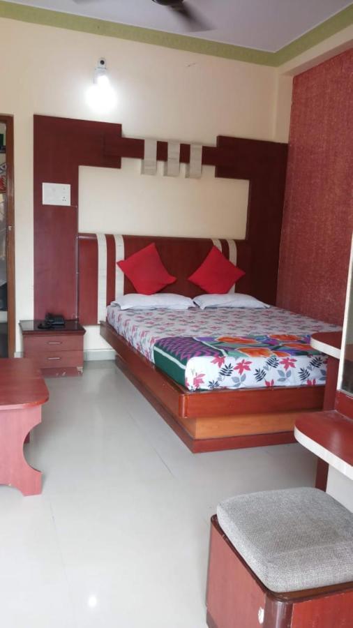 Goroomgo Jagannath Lodge Puri Near Jagannath Temple & Grand Road - Travelers Recommended מראה חיצוני תמונה
